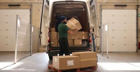 How Parcel Hubs Can Improve Safety Without Slowing Down Throughput